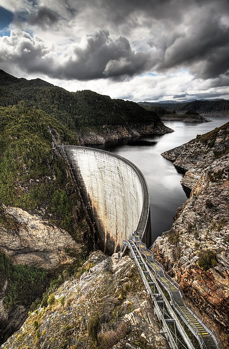Presa de arco (Fuente. Wikipedia)