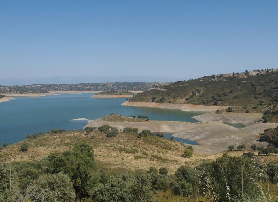 Embalse de Valdecañas 